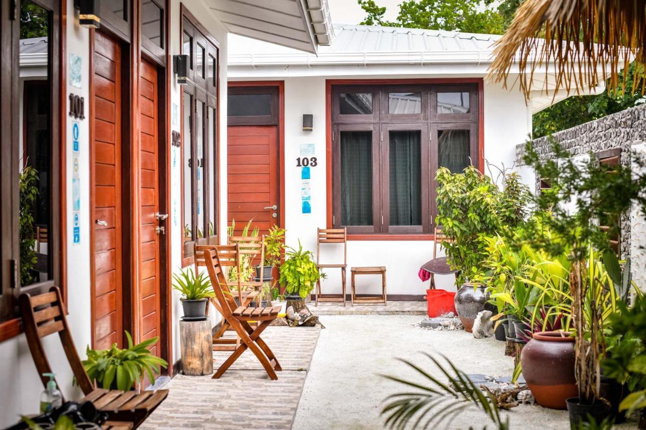 Suvaasa Inn Omadhoo Экстерьер фото