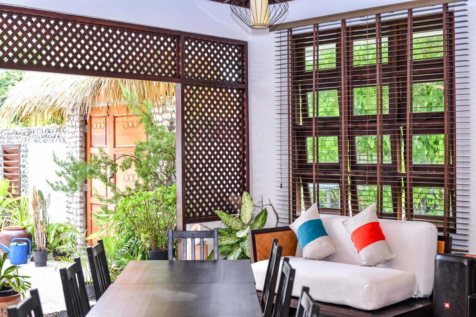 Suvaasa Inn Omadhoo Экстерьер фото